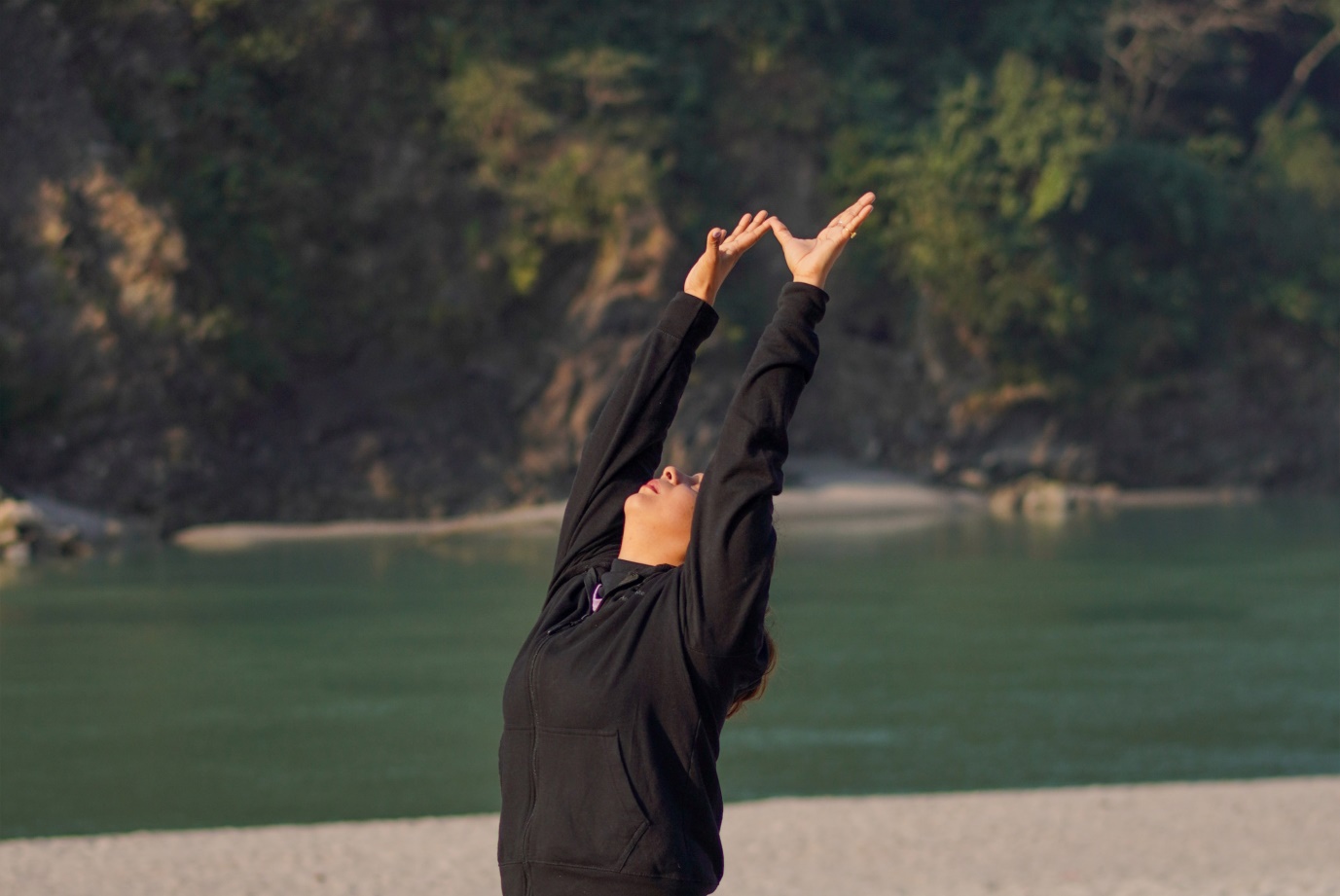 hasta utthanasana