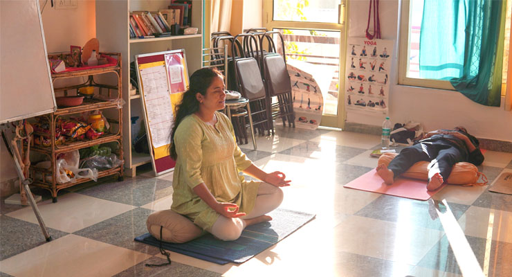 300-hours-yoga-ttc-rishikesh-india