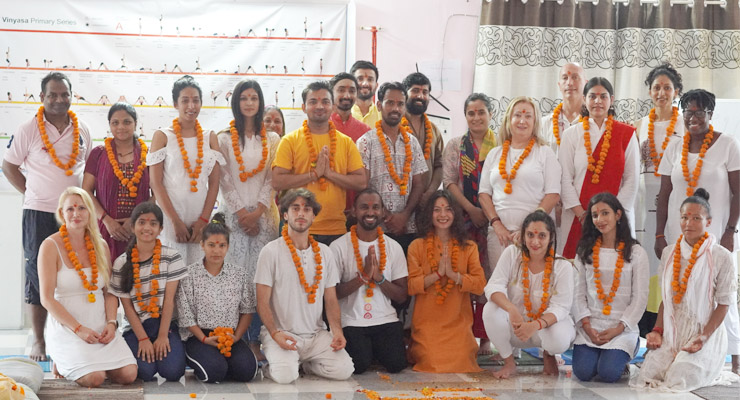 500 Hour Yoga Teacher Training in Rishikesh India