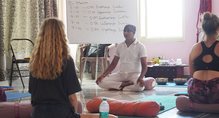 100 hour kundalini yoga teacher training in india