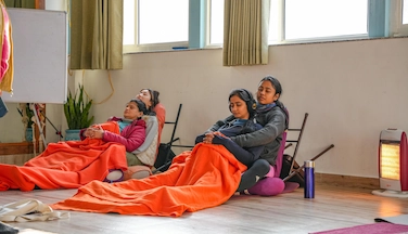 prenatal yoga teacher training in rishikesh